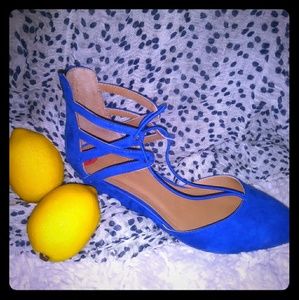 Kenneth Cole Reaction Blue Suede strappy shoe